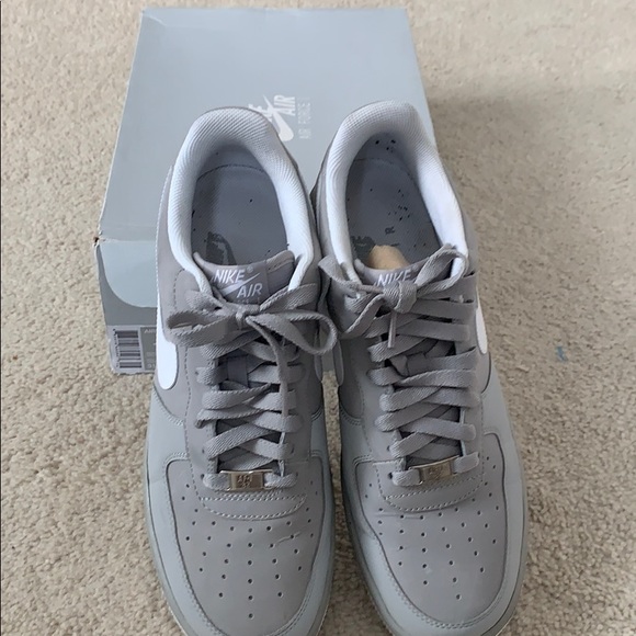 Air Force 1 - Picture 3 of 3